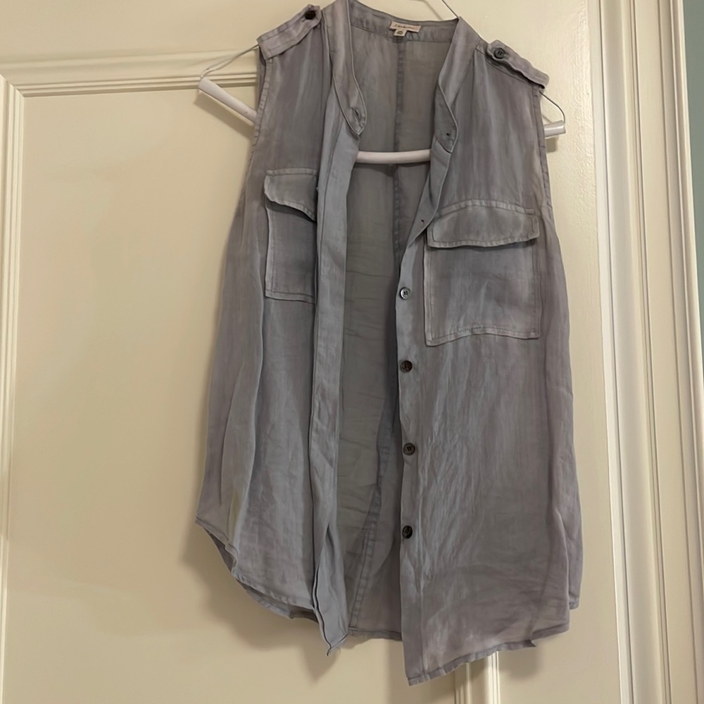 Smoky grey/blue vest in lightweight fabric